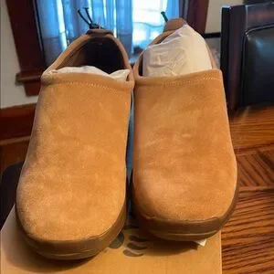 BearPaw Tan Loafers Slip-Ons Shoes BearPaw | Shoes | Bearpaw Tan Loafers Slipons Casual Comfort  main image 3